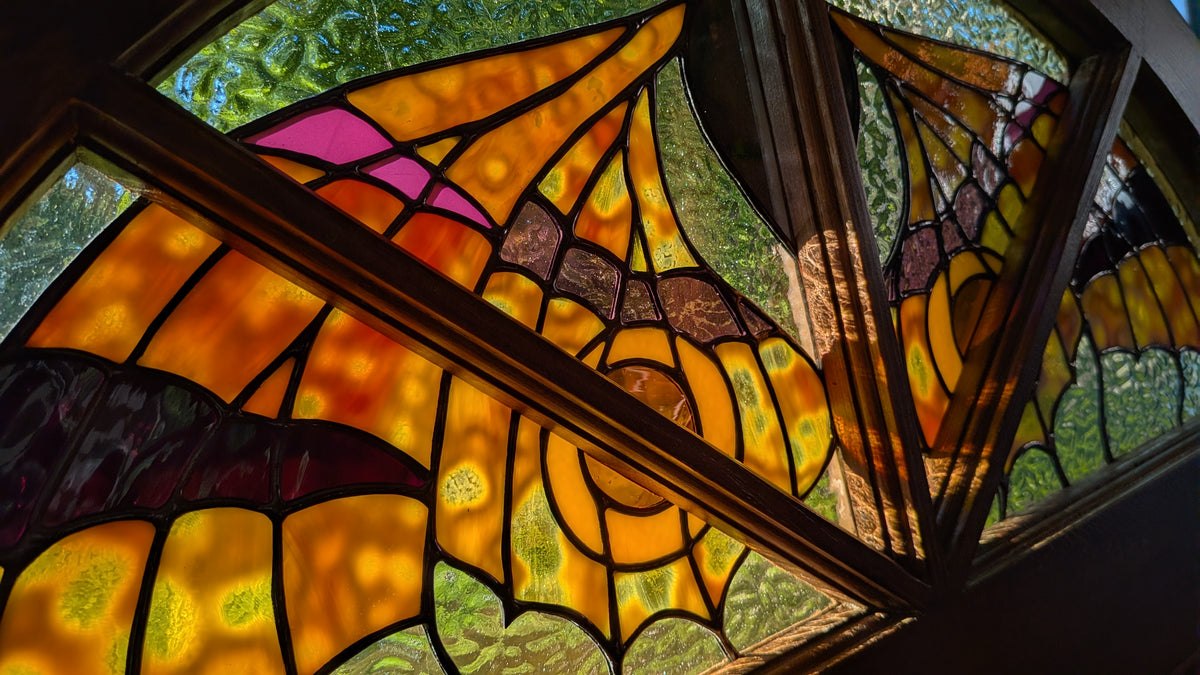 Demilune Window - Galle Moth